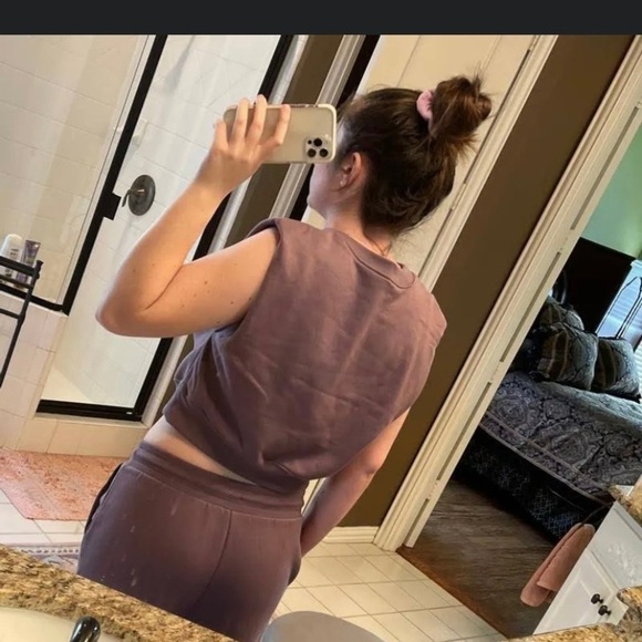 Wild Fable Tops Women's Muscle
Tank Sweatshirt Wild Fable - Picture 7 of 7